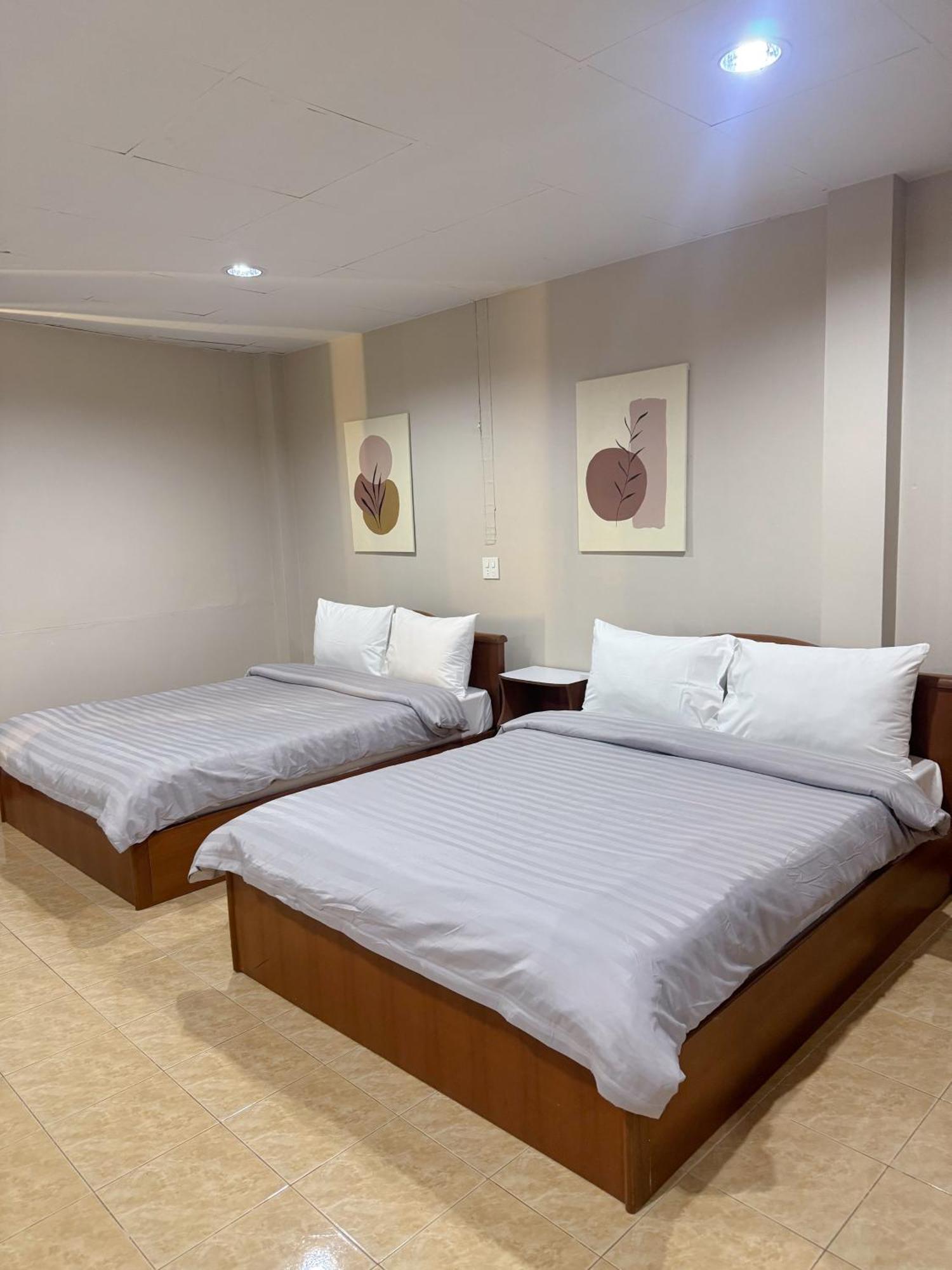 Tokyo Hotel Nakhonratchasima Exteriör bild